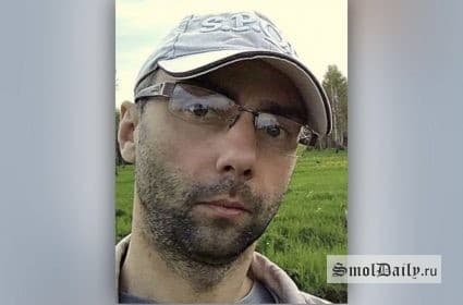«Может нуждаться в медпомощи». В Рославле пропал мужчина в очках