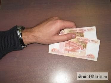 В Рославле иностранец не смог выкупить соотечественников