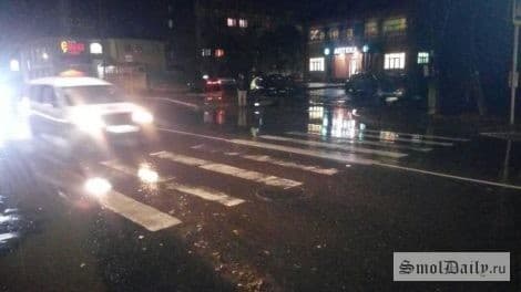В Рославльском районе на трассе сбили ребёнка