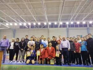 В Рославле прошло первенство области по самбо