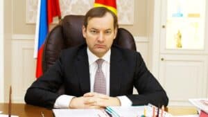 Роман Козлов – о поддержке смоленских студентов в вопросе трудоустройства Правительством России