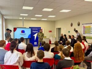 Участник программы «Герои СВОего времени. Смоленск» провел «Урок мужества»