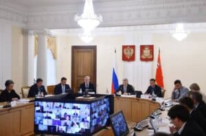 На заседании Правительства области обсудили вопрос обеспечения жильем детей-сирот и детей, оставшихся без попечения родителей