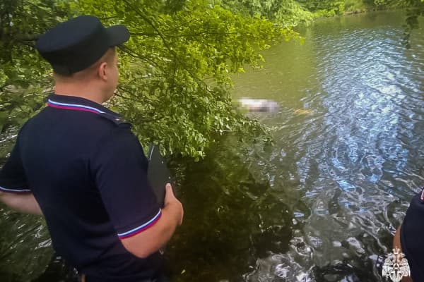 Из Десногорского водохранилища извлекли тело предположительно утонувшего мужчины