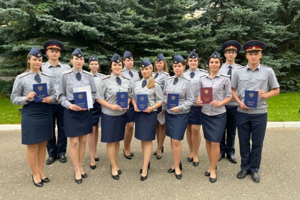 13 молодых лейтенантов пришли на службу в смоленское УФСИН