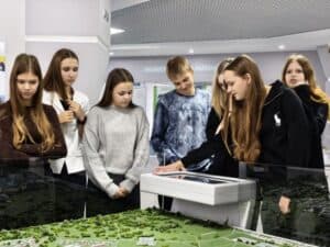 Более 600 школьников и студентов познакомились с профессией атомщика в информационно-выставочном комплексе Смоленской АЭС