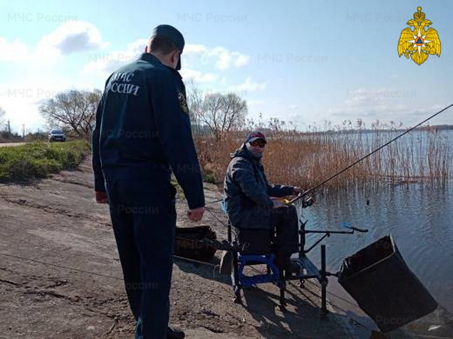 Специалисты ГИМС продолжают контролировать обстановку на водоемах Смоленщины