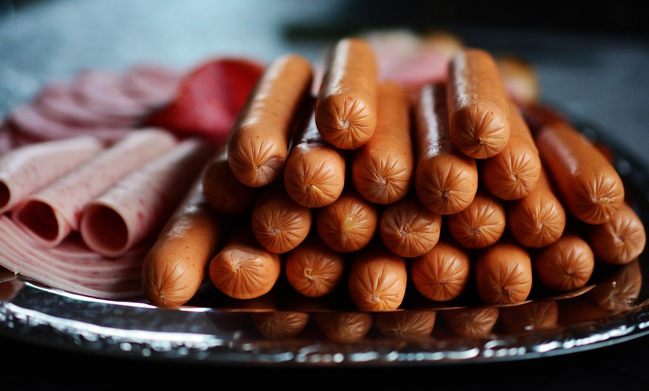 Жителя Рославльского района подозревают в краже у пенсионера мясной продукции