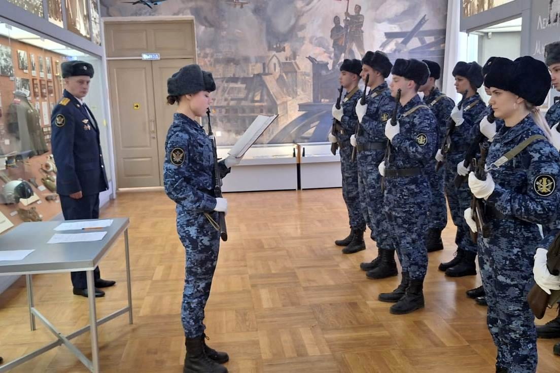 Смоленское УФСИН пополнилось новыми молодыми сотрудниками