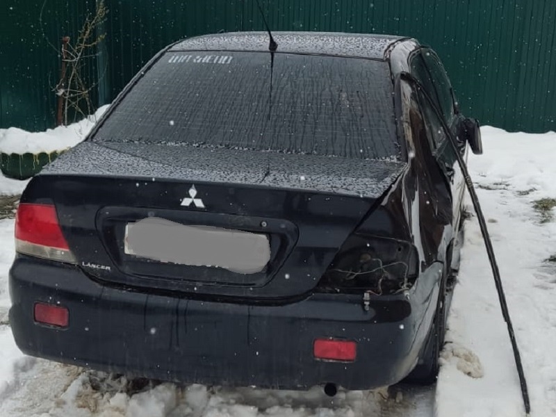 В Рославльском округе водитель Mitsubishi попала в ДТП